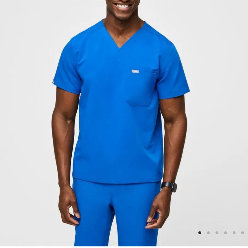 FIGS Men's Royal Blue Leon Scrub Top Large